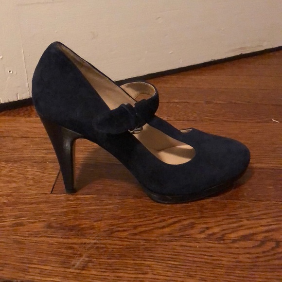 Navy blue heels - Picture 2 of 2